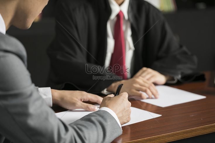 E-commerce contracts and e-signature