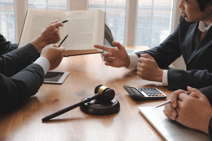 Responsibilities and powers of legal affairs directors and their assistants